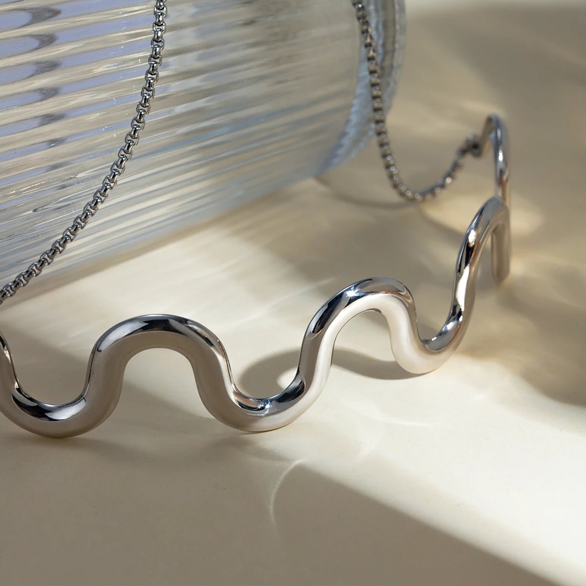 Gentle Wave Choker - gldplace