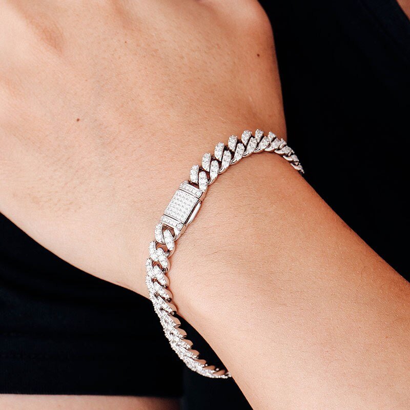 Luxurious Moissanite Cuban Chain Bracelet - gldplace